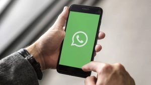 WhatsApp Mesaj Sabitleme Sınırı 3’e Çıktı! Sohbetlerin En Önemlisi Artık Görünürde!