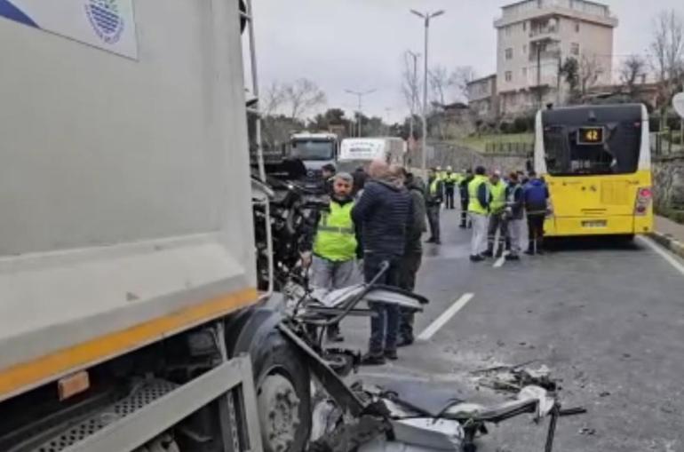 Sarıyer’de bir çöp kamyonu