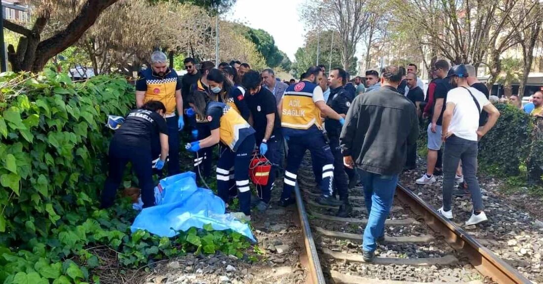 Manisa'nın Salihli ilçesinde tren