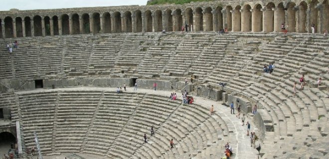 antalya-aspendos-tiyatrosu.jpg