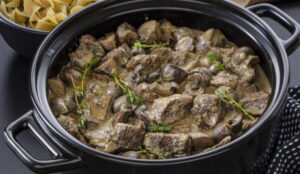 Beef Stroganoff tarifi