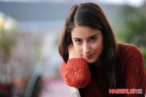 Hazal Kaya kimdir? Bizim Hikaye Filiz boyu kaç?