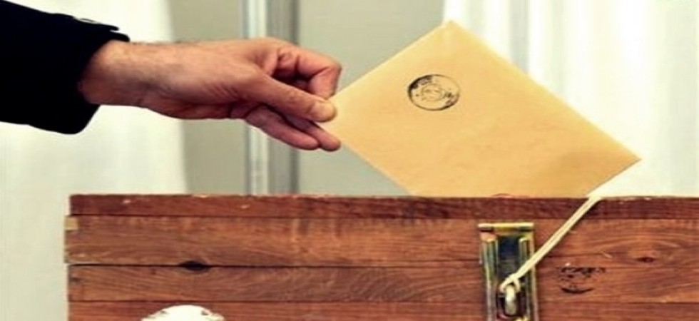 Referandum (latince referendum) genelde anayasa değişikliği, yasaların kabulu ve ya