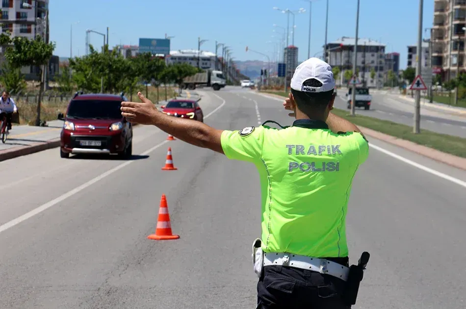 Manisa'da Trafik Denetimleri Sıkılaşıyor: