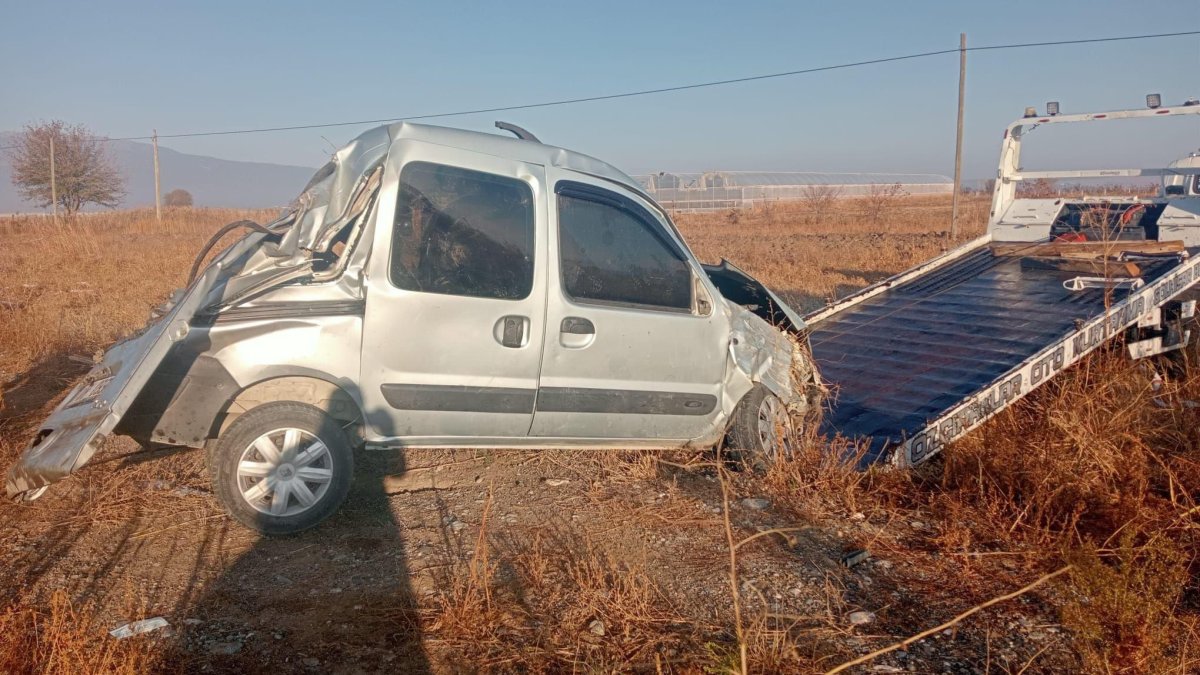 Burdur’da trafik kazası: Üniversiteli Hasret Akbaş yaşamını yitirdi