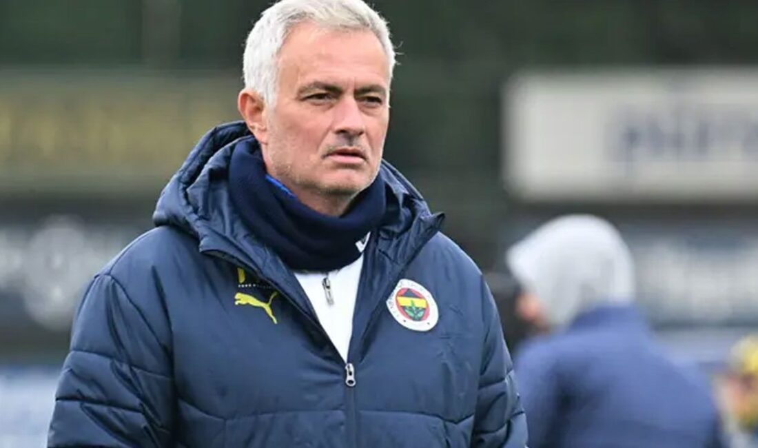 Fenerbahçe, Hatayspor maçı hazırlıklarında İsmail Yüksek ve Samet Akaydın'dan kötü