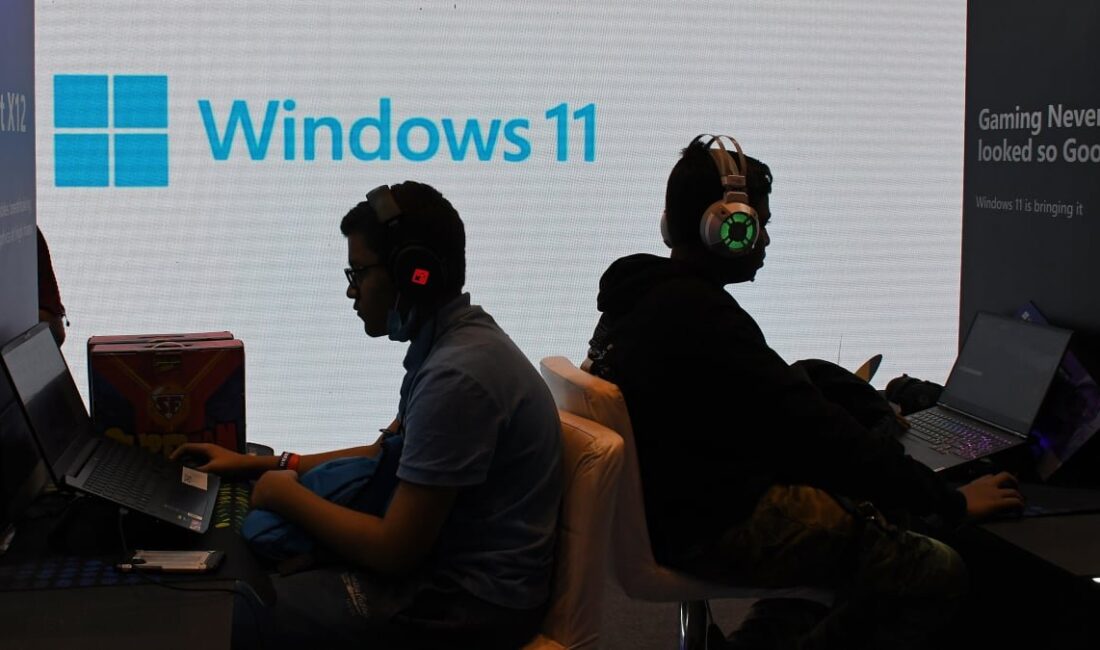 Windows 11, Aralık 2024'te Steam'de %54,96 kullanıcı oranına ulaşarak yeni